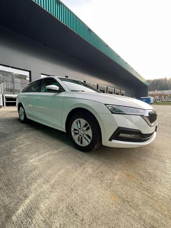 Gebraucht Skoda Octavia Ambition 110 PS (80 kW) 2022 Kombi