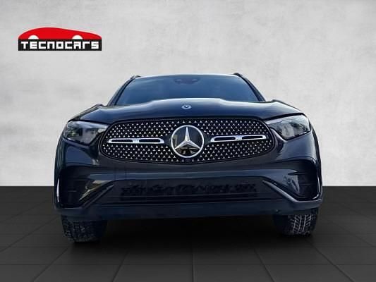 Gebraucht Mercedes GLC220 AMG 197 PS (144 kW) 2025 Grau SUV