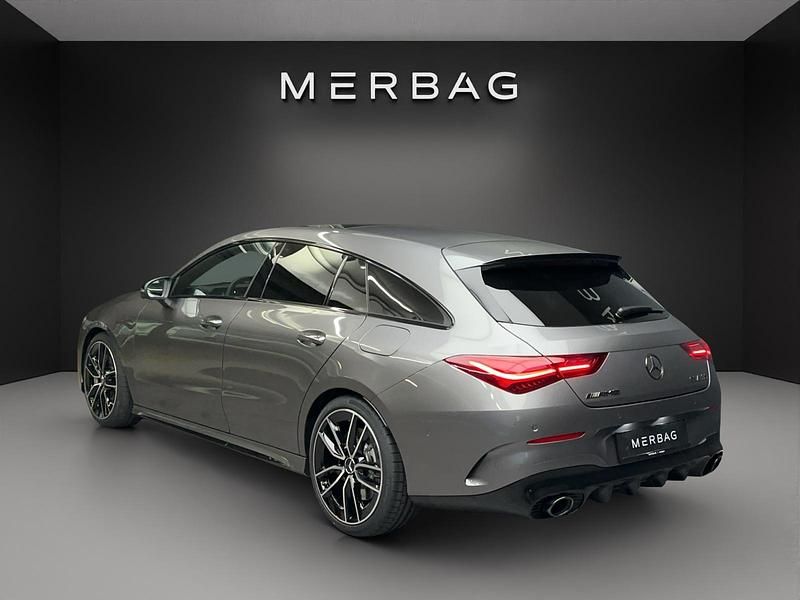 Gebraucht Mercedes CLA35 AMG Shooting Brake AMG 306 PS (225 kW) 2024 Grau Kombi