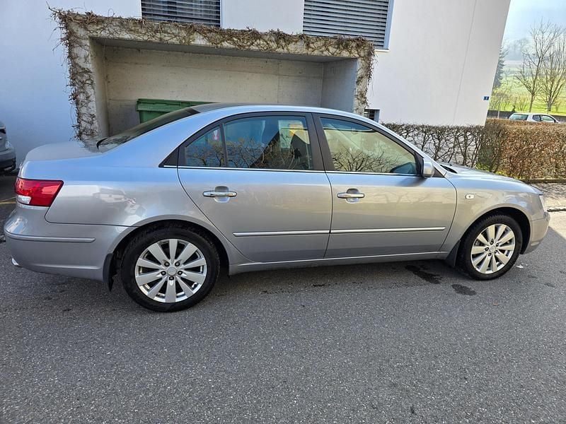 Gebraucht Hyundai Sonata Premium 250 PS (183 kW) 2010 Limousine