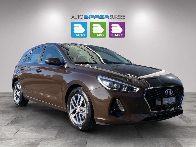 Gebraucht Hyundai i30 120 PS (88 kW) 2017 Limousine