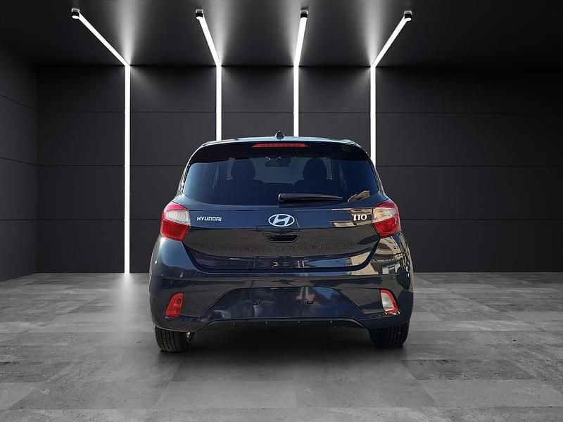 Neu Hyundai i10 79 PS (58 kW) 2025 Grau Kleinwagen