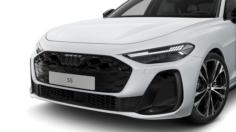 Neu Audi S5 Ambiente 368 PS (270 kW) 2025 Gletscherweiss metallic Limousine