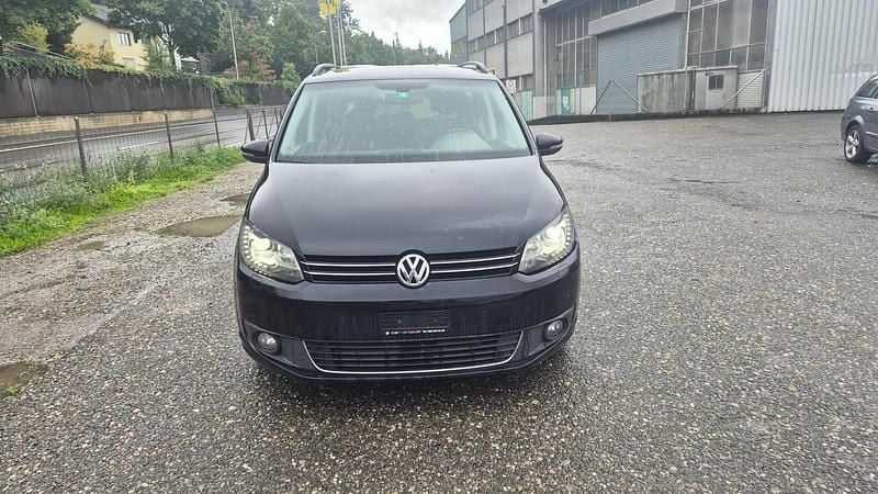 Gebraucht 2012 VW Touran Trendline Van / Kleinbus | CHF 2’700 (Fairer Preis) - Bild 1/4