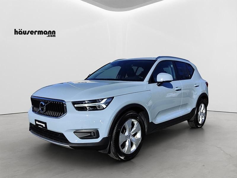 Gebraucht Volvo XC40 Momentum 190 PS (139 kW) 2018 Blau SUV