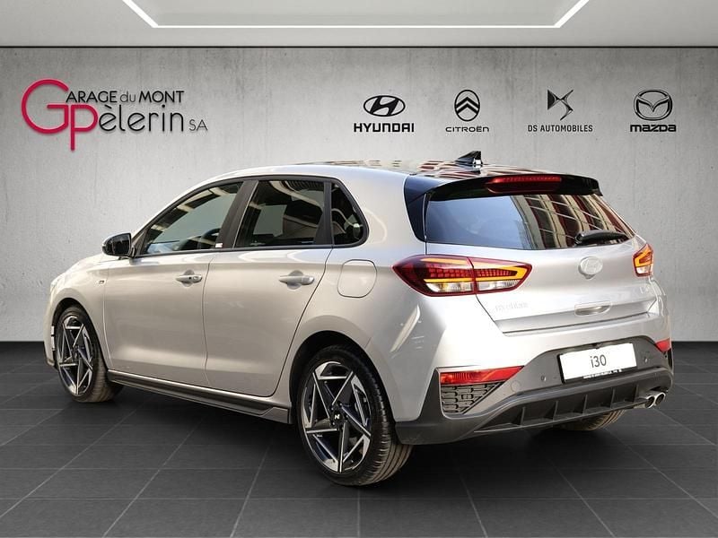 Neu Hyundai i30 N Line 140 PS (102 kW) 2025 Silber Limousine