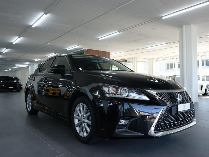 Gebraucht 2018 Lexus CT200h | CHF 19’890 - Bild 1/4