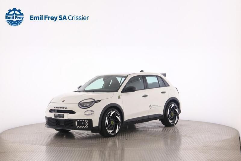 Weiss Neu 2025 Fiat 600 Abarth SUV | CHF 39’990 (Fairer Preis) - Bild 1/4