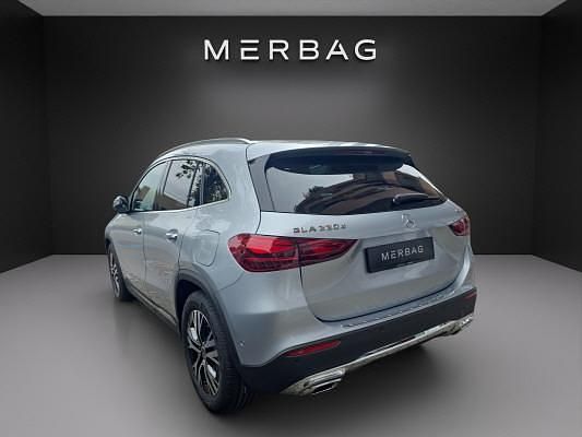 Neu Mercedes GLA220 190 PS (139 kW) 2025 Silber SUV