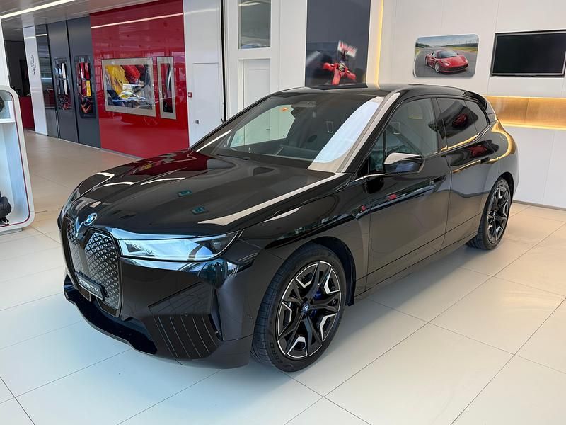 Gebraucht 2022 BMW iX SUV | CHF 52’900 (Fairer Preis) - Bild 1/4