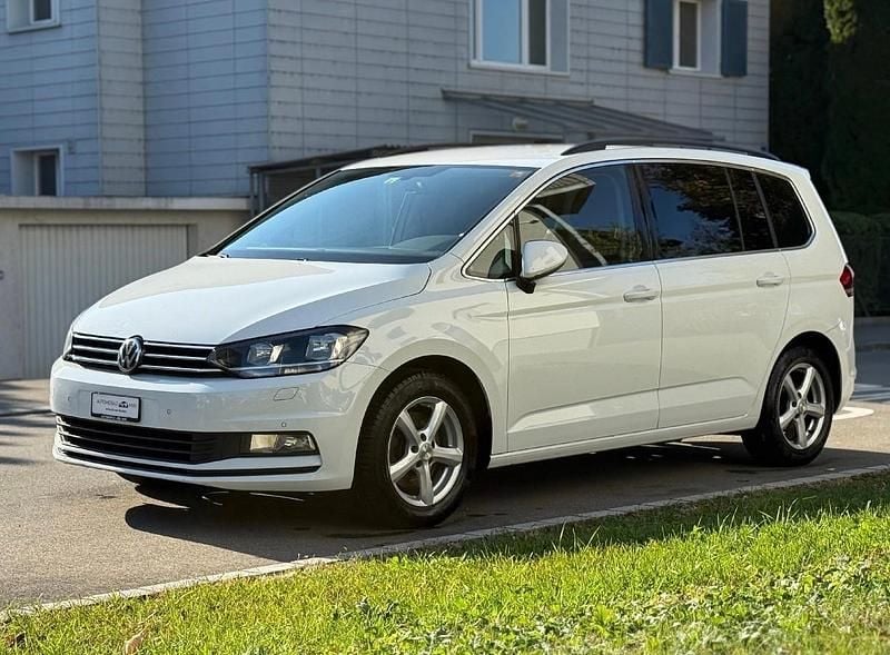 Gebraucht VW Touran Trendline 150 PS (110 kW) 2016 Van / Kleinbus