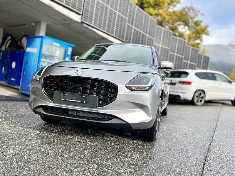 Grau Neu 2025 Suzuki Swift Kleinwagen | CHF 23’900 - Bild 1/4
