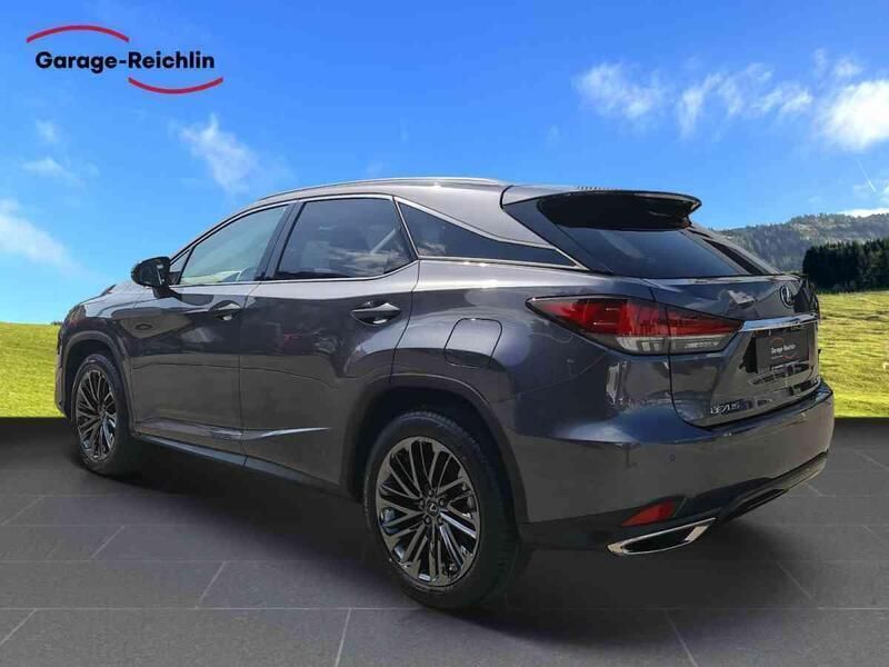 Gebraucht Lexus RX300 238 PS (175 kW) 2022 Grau SUV