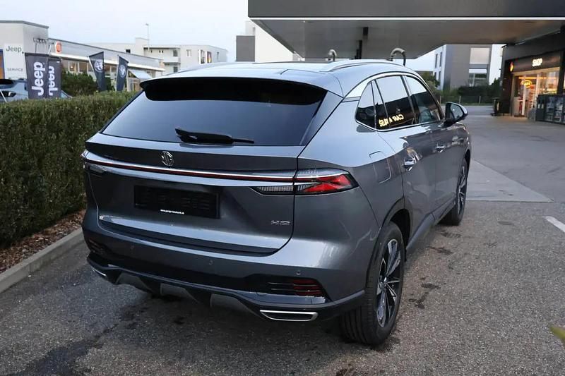 Neu MG HS Luxury 170 PS (125 kW) 2026 Gray SUV