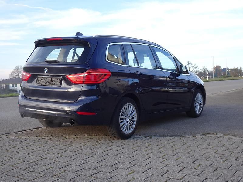 Gebraucht BMW 220 Active Tourer 192 PS (141 kW) 2016 Van / Kleinbus