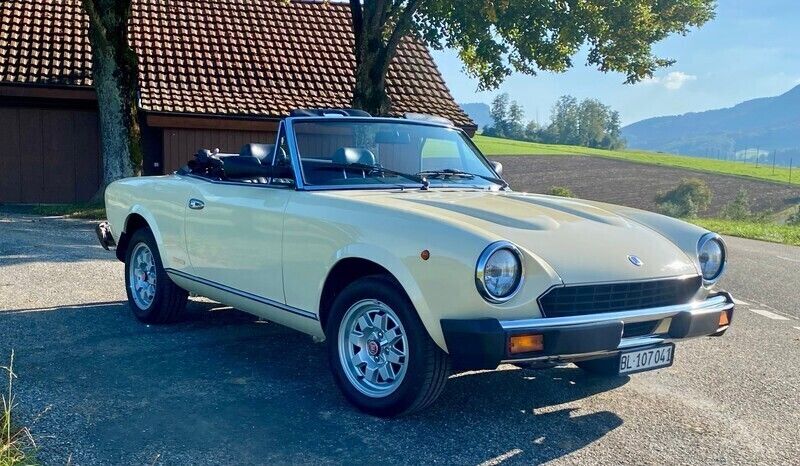Gebraucht 1982 Fiat 124 | CHF 22’300 - Bild 1/4