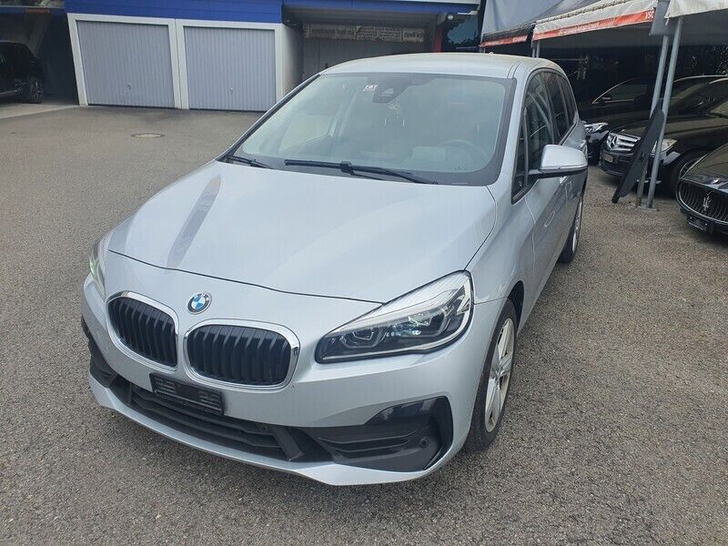 Gebraucht 2021 BMW 220 Gran Tourer Van / Kleinbus | CHF 28’999 (Teuer) - Bild 1/4