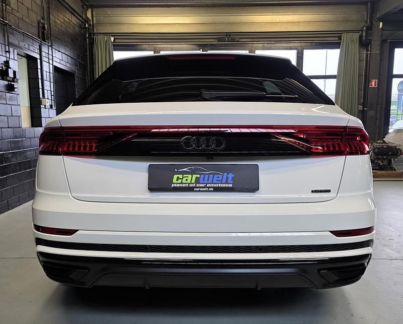 Gebraucht Audi Q8 Black Edition 340 PS (250 kW) 2022 SUV