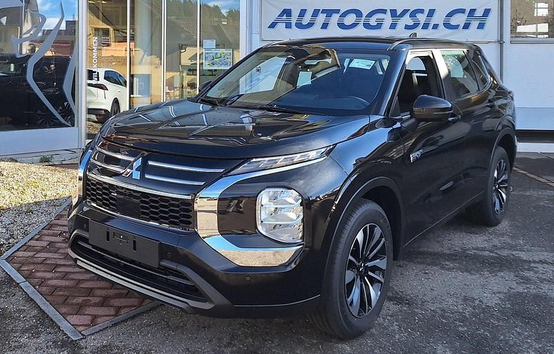 Neu Mitsubishi Outlander P-HEV Inform 306 PS (225 kW) 2026 Schwarz Kombi