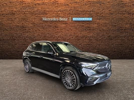 Gebraucht Mercedes GLC300e 333 PS (244 kW) 2023 Schwarz SUV