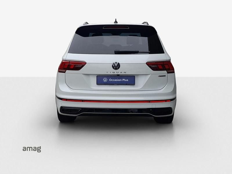 Gebraucht VW Tiguan R-line 200 PS (147 kW) 2022 Oryxwhite perlmutteffekt SUV