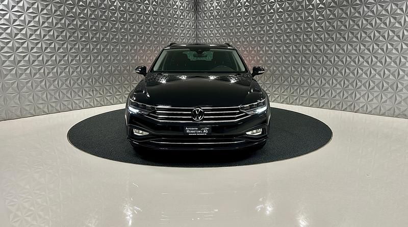 Gebraucht VW Passat Business 200 PS (147 kW) 2021