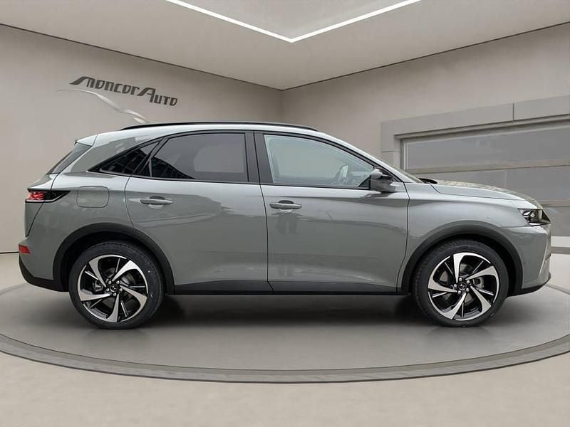 Neu DS Automobiles DS7 Crossback 224 PS (164 kW) 2025 Grau SUV