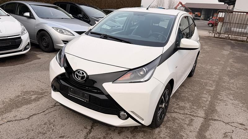 Gebraucht Toyota Aygo Trend 69 PS (50 kW) 2016 Kleinwagen