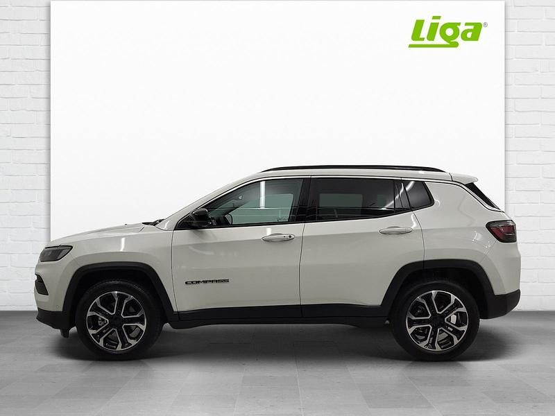 Weiss Gebraucht 2022 Jeep Compass Limited SUV | CHF 27’900 - Bild 1/4