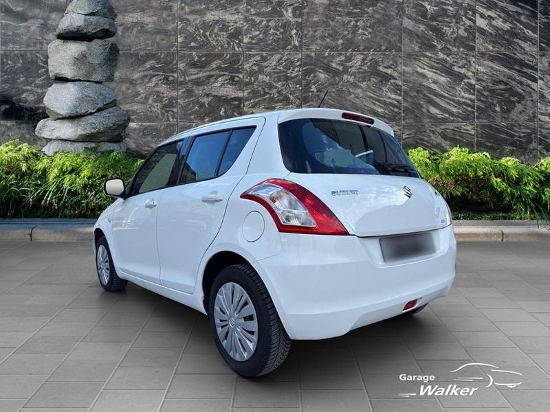 Gebraucht Suzuki Swift 90 PS (66 kW) 2016 Kleinwagen