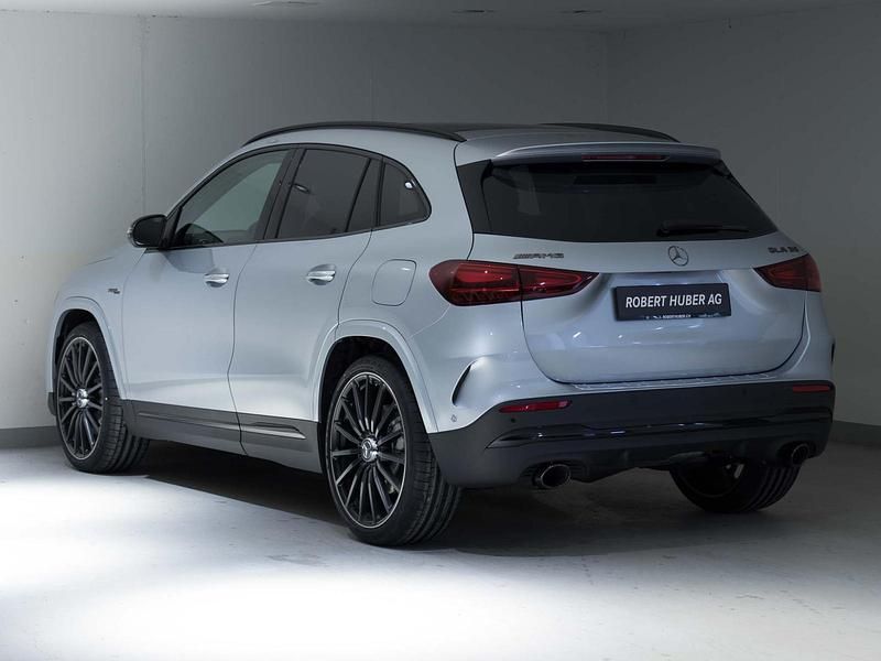 Gebraucht Mercedes GLA35 AMG AMG 315 PS (231 kW) 2025 SUV