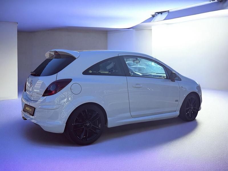 Gebraucht Opel Corsa Edition 100 PS (73 kW) 2013 Kleinwagen