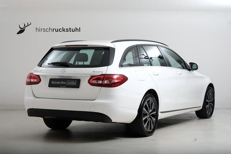 Gebraucht Mercedes C200 184 PS (135 kW) 2019 Weiss Kombi