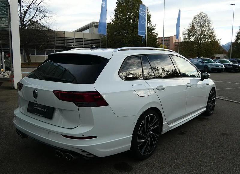 Gebraucht VW Golf VIII R 320 PS (235 kW) 2025 Weiss Kombi