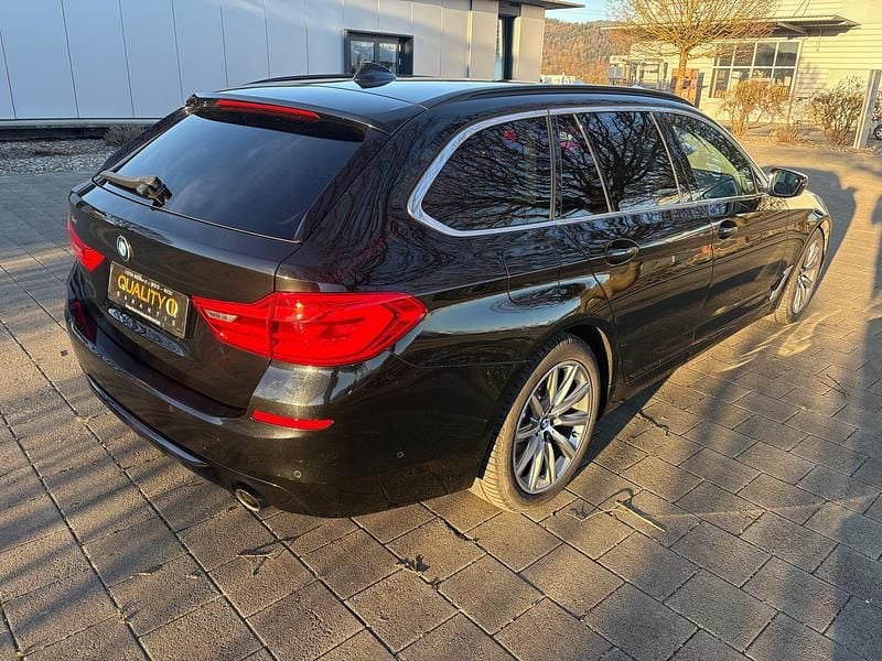 Gebraucht BMW 530 Sport Line 265 PS (194 kW) 2019 Kombi