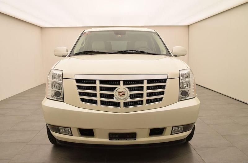Gebraucht Cadillac Escalade 409 PS (300 kW) 2011 Weiss SUV