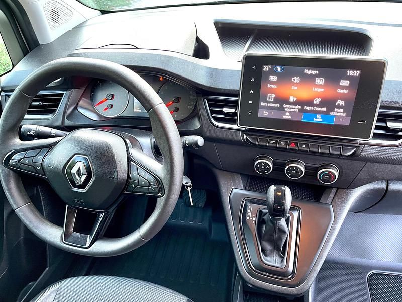 Gebraucht Renault Kangoo Techno 115 PS (84 kW) 2023 Van / Kleinbus