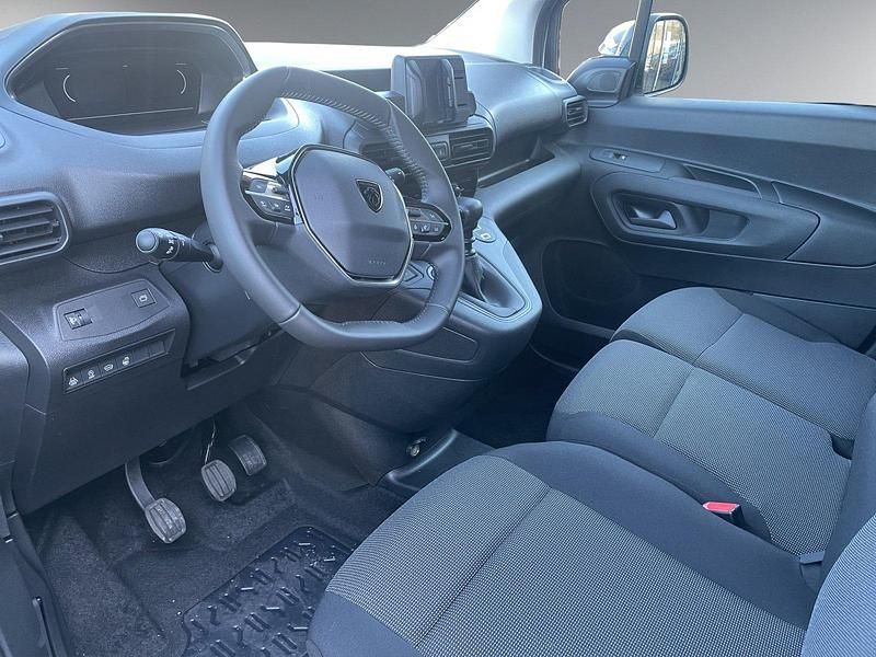 Neu Peugeot Partner 102 PS (75 kW) 2025 Van / Kleinbus