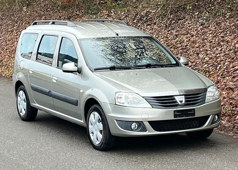 Gebraucht 2011 Dacia Logan Lauréate | CHF 2’999 (Etwas zu teuer) - Bild 1/4