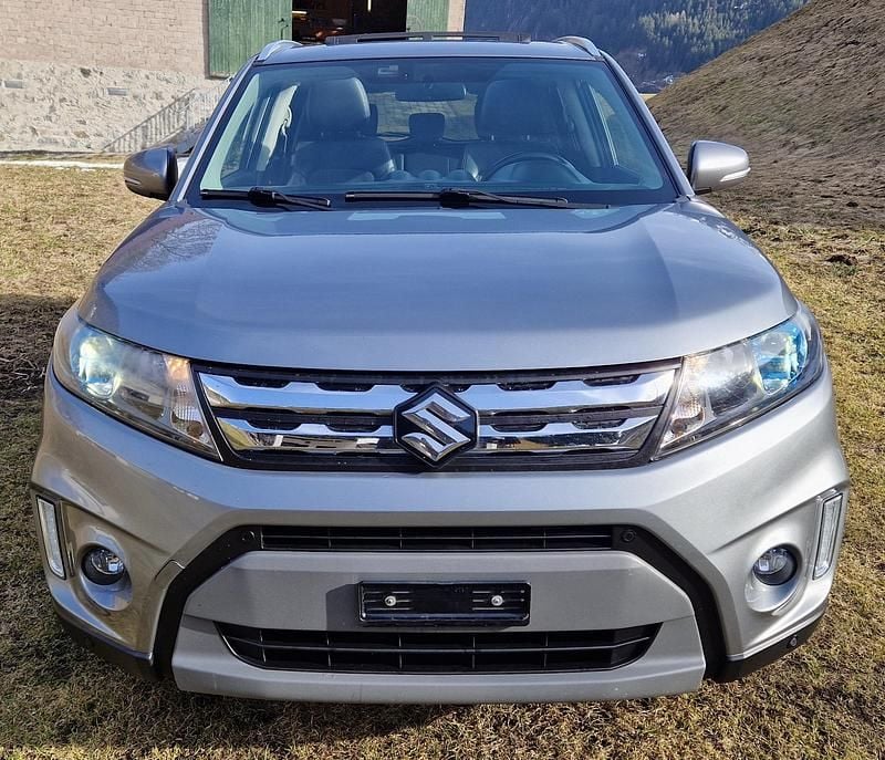 Gebraucht Suzuki Vitara 120 PS (88 kW) 2016 SUV