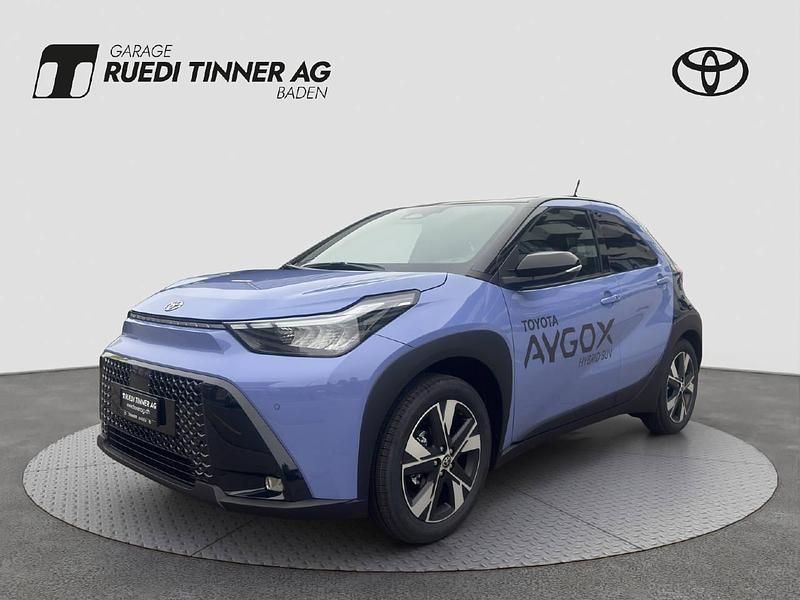 Neu Toyota Aygo X Trend 116 PS (85 kW) 2025 Violett SUV
