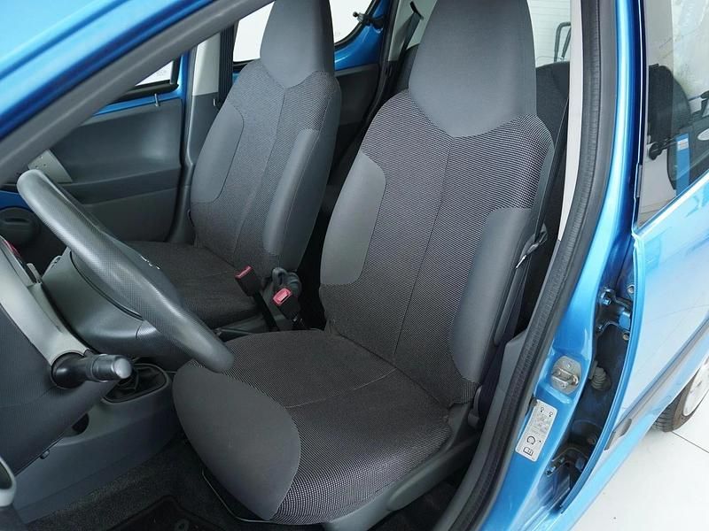 Gebraucht Peugeot 107 68 PS (50 kW) 2006 Kleinwagen