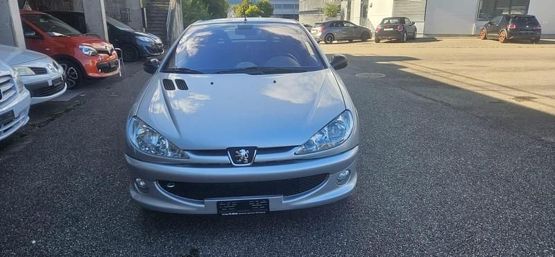 Gebraucht 2005 Peugeot 206 CC Cabrio | CHF 1’000 (Fairer Preis) - Bild 1/4