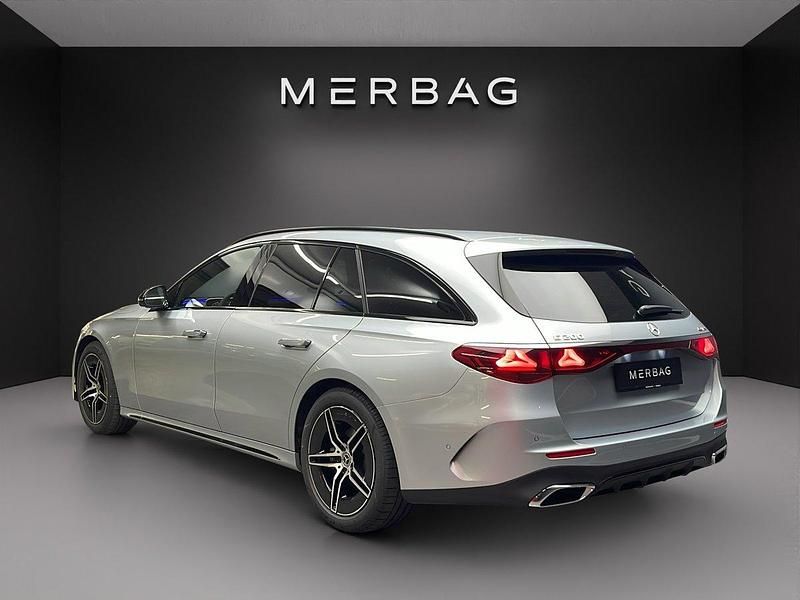 Neu Mercedes E200 204 PS (150 kW) 2025 Silber Kombi