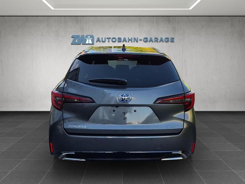 Neu Toyota Corolla Trend 178 PS (130 kW) 2025 Grau Kombi