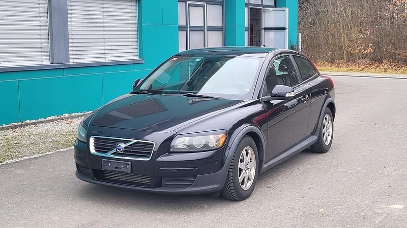 Gebraucht 2010 Volvo C30 Momentum Kleinwagen | CHF 2’990 - Bild 1/4
