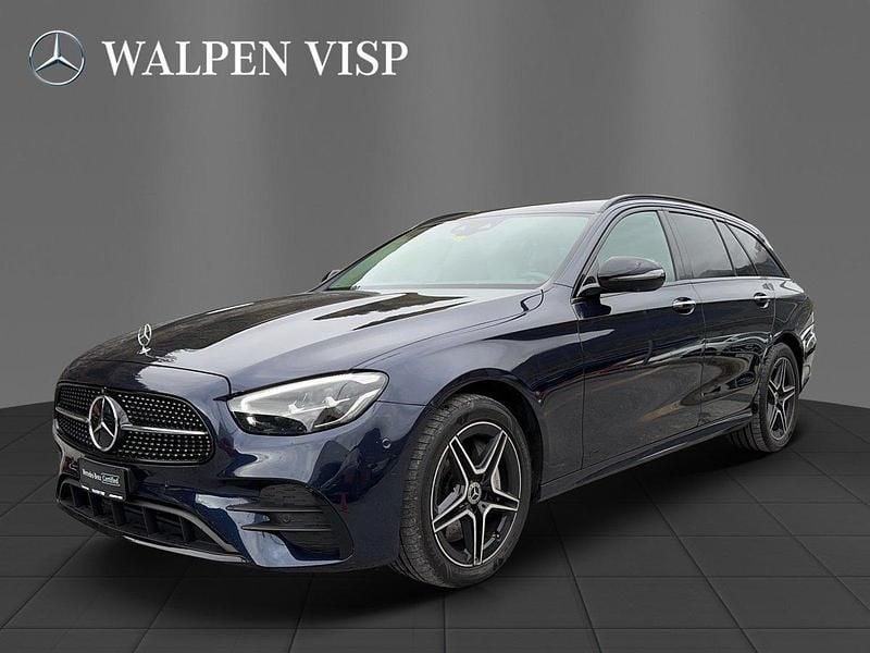 Blau Gebraucht 2022 Mercedes E300 AMG line Kombi | CHF 58’900 - Bild 1/4