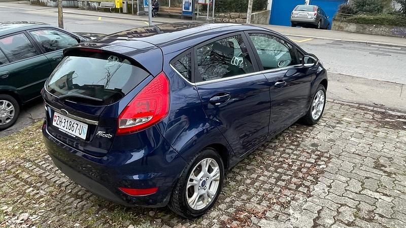 Gebraucht Ford Fiesta Colourline 96 PS (70 kW) 2011 Kleinwagen