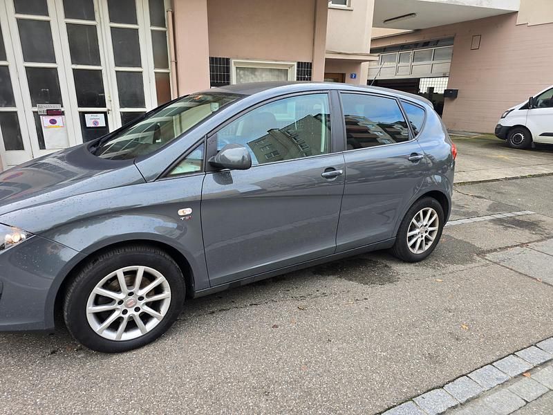 Gebraucht Seat Altea Style 160 PS (117 kW) 2010 Van / Kleinbus