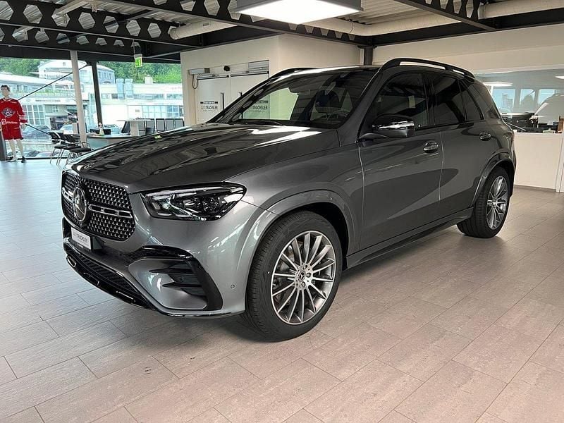 Neu Mercedes GLE450 AMG AMG line 401 PS (294 kW) 2025 Grau SUV